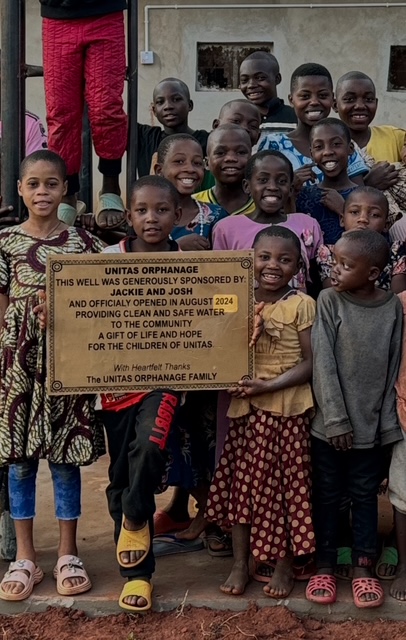 Unitas Children with Well